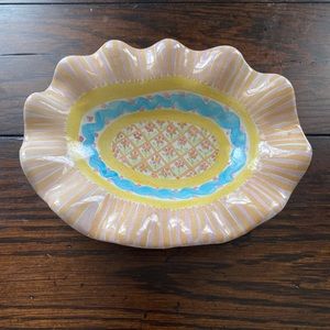 MACKENZIE CHILDS vintage ruffled soap dish